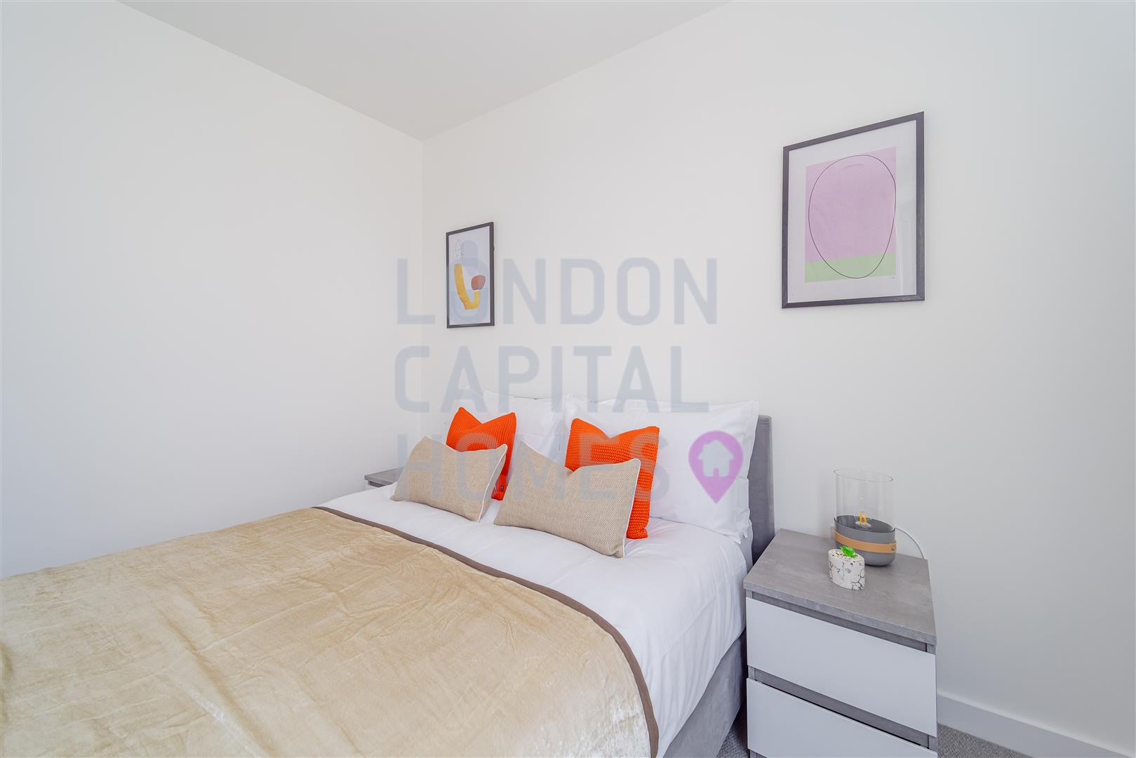 Skyline Apartments, 11 Makers Yard, London